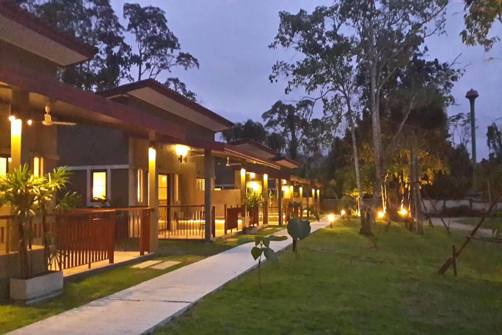Khaolak Yama Resort - Sha Plus Khao Lak Eksteriør billede